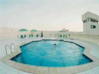 Pool
 di Dellmon Shrouq Hotel