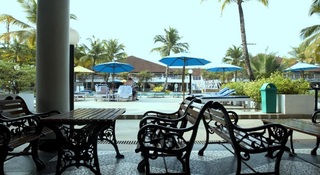 Pool
 di Dona Sylvia Beach Resort