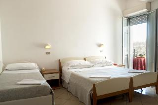 Hotel Lungomare Cervia, Rimini