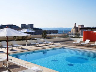 Pool
 di Radisson Blu Marseille Vieux Port