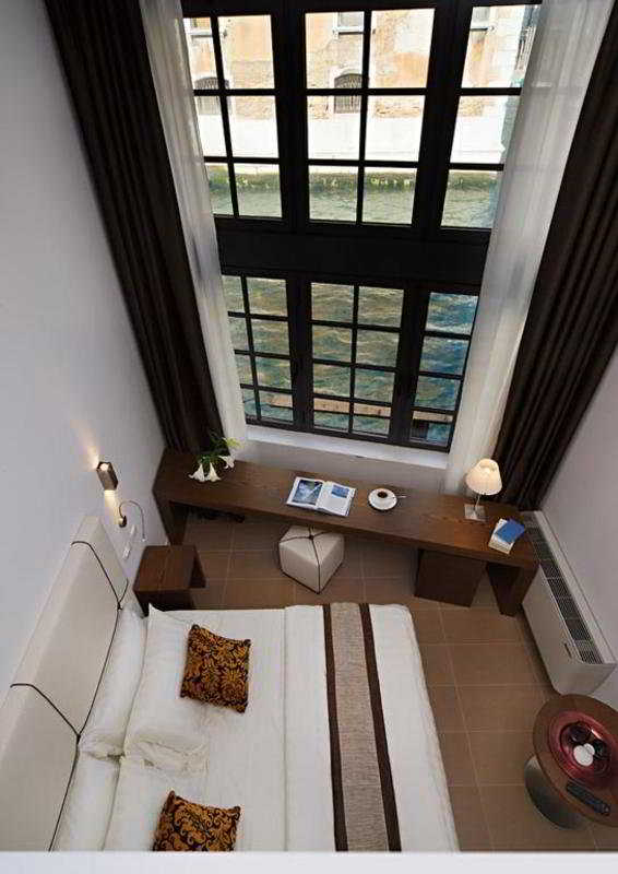 Room
 di Al Canal Regio