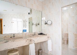 Room
 di Hernan Cortes