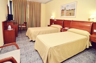 HOTEL LOUTY SIMBA
