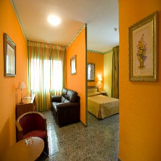HOTEL LOUTY SIMBA