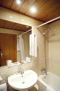 HOTEL LOUTY SIMBA