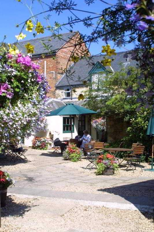 Terrace
 di Brook Whipper-In