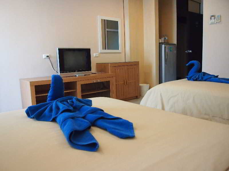 Room thumbnail 26
