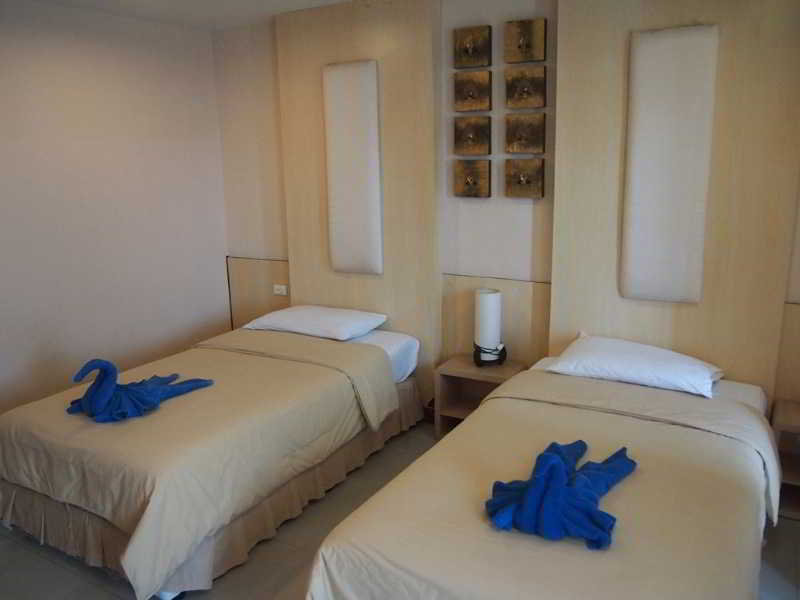 Room thumbnail 27