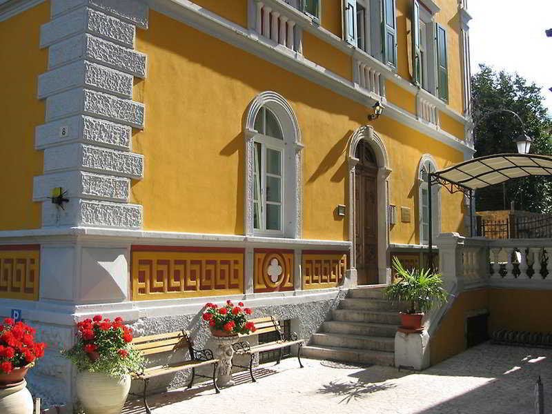 Residenza Villa Nicole , Lake Garda