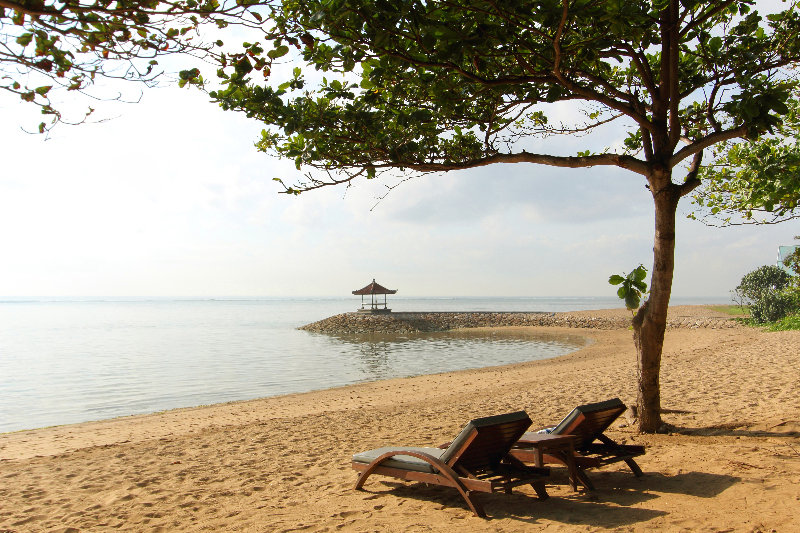 Beach thumbnail 16
