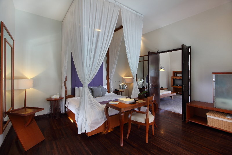 Room thumbnail 5