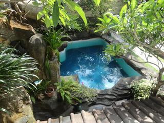 Pool thumbnail 4