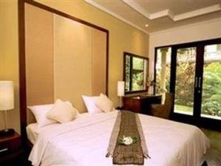 Room thumbnail 5