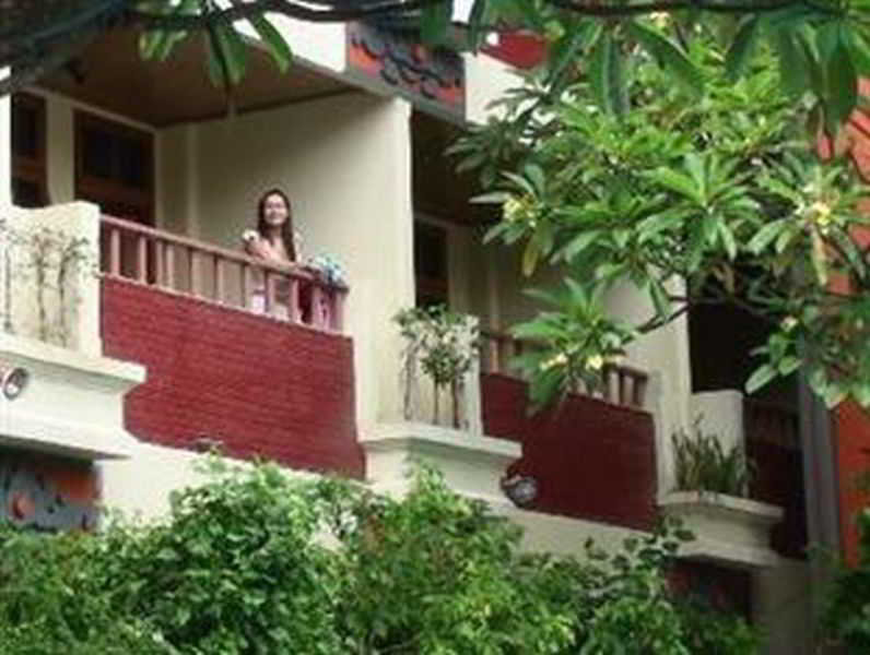 Terrace thumbnail 29