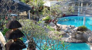 巴厘島海豚酒店 Dolphin Hotel Bali