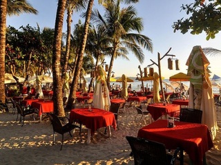 红椰酒店 Red Coconut Beach Hotel
