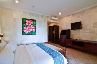 Room thumbnail 4