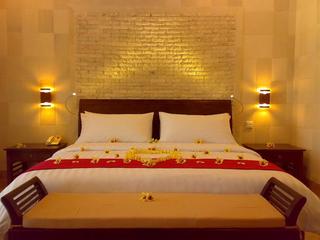 Room thumbnail 5