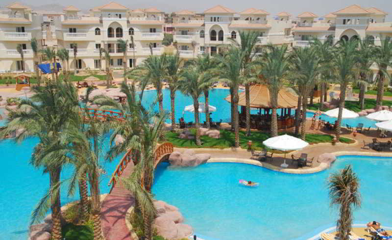 Pool
 di Tropicana Azure Club