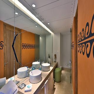 Room Room