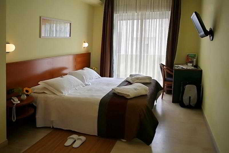 Astoria Suite Hotel, Rimini