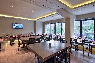 Le Palace Art Hotel
