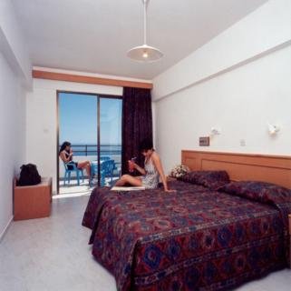 Room
 di Corallia Beach Apts