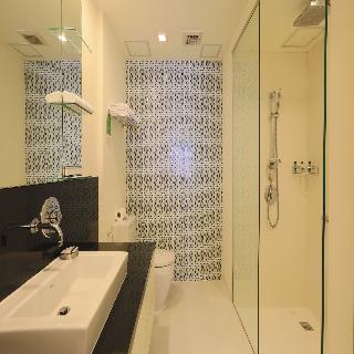 Room thumbnail 32
