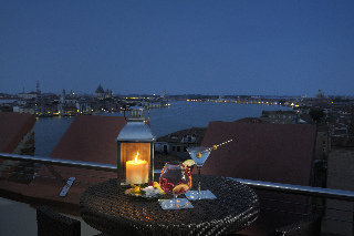 Bar
 di Hilton Molino Stucky Venice
