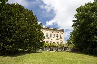 Bailbrook House