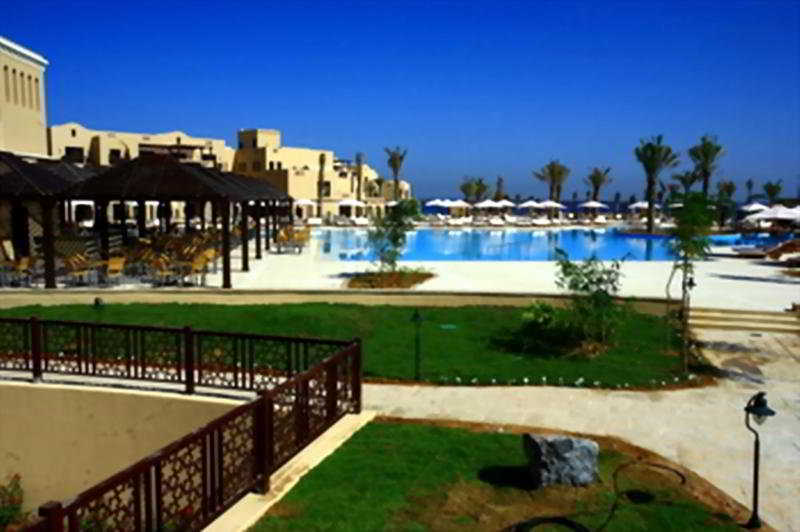 Pool
 di Miramar Al Aqah Beach Resort Fujairah