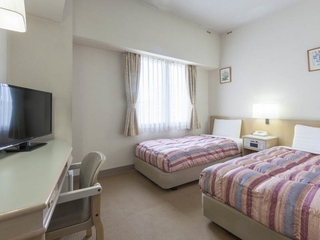 Room thumbnail 4