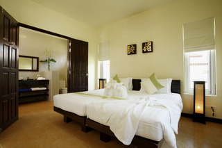 Room thumbnail 8