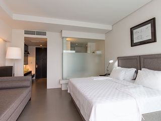 Room thumbnail 87