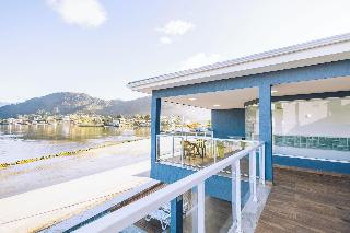 Velinn Angra Sunset Hotel & Villas