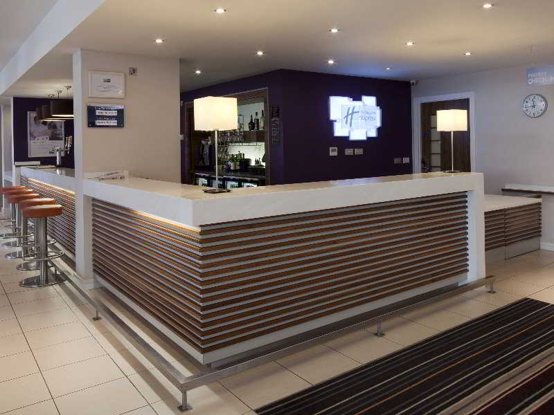 Lobby
 di Express By Holiday Inn Walsall M6, Jct.10