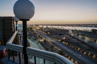 Queens Valley Hotel Luxor