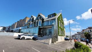OYO Newquay Beach Hotel
