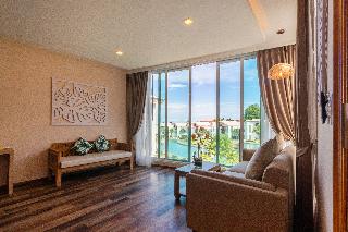 Room Room