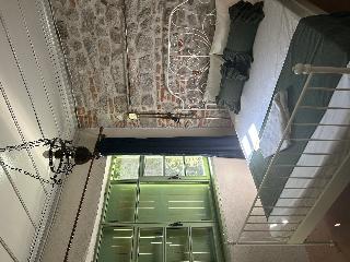Asclepius Boutique