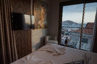 Monalisa Hotels