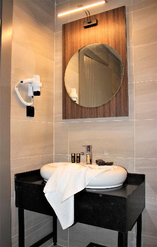 Monalisa Hotels
