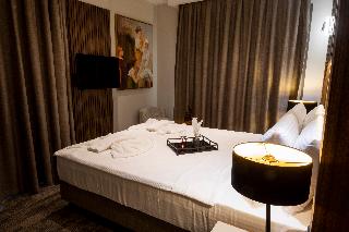 Monalisa Hotels