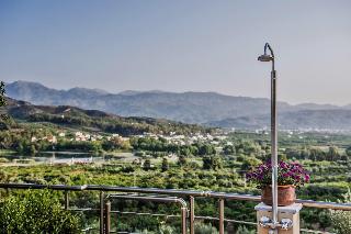 Aksos Suites Accessible Accommodation