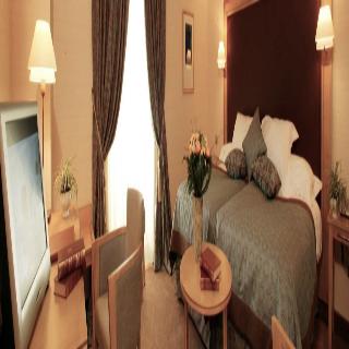 Au Grand Hotel de Sarlat - Pavillon Clos laBoetie, Dordogne