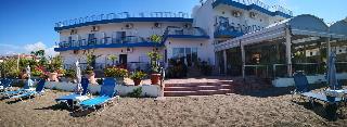 Artemis Hotel