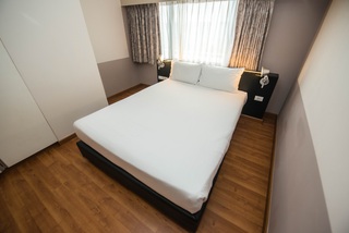 Room thumbnail 11