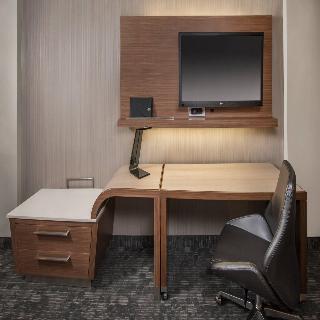 Courtyard By Marriott Houston Northeast