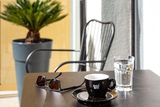 Athens Ivy Suites