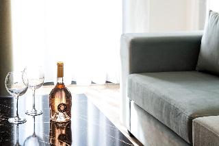 Athens Ivy Suites